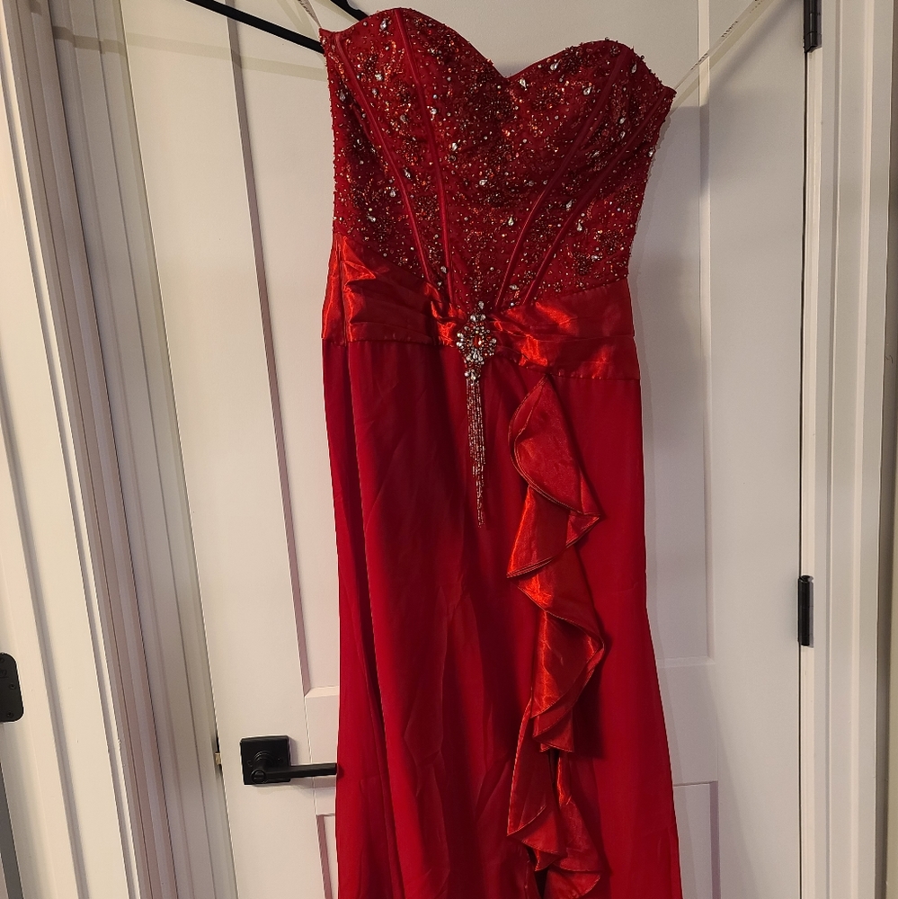 Fiesta Red Beaded Strapless Prom dress